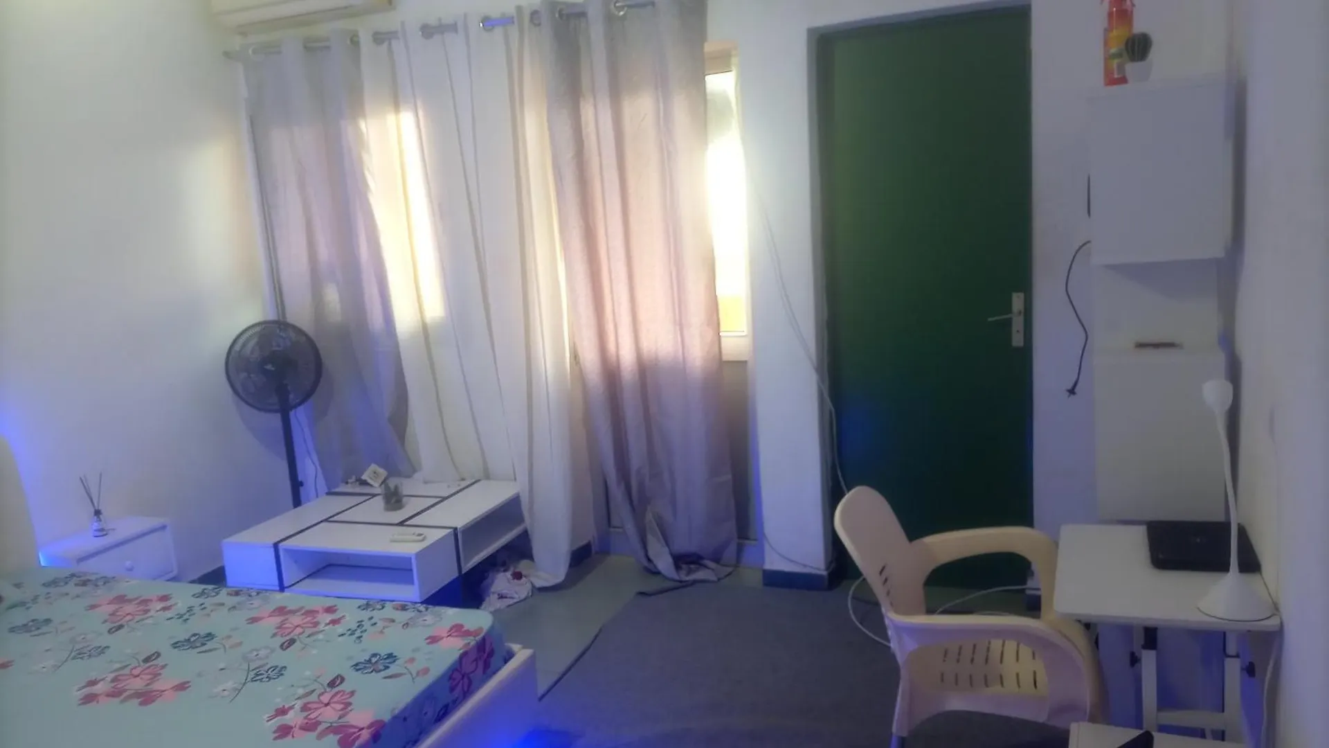 Lana-Room Dakar